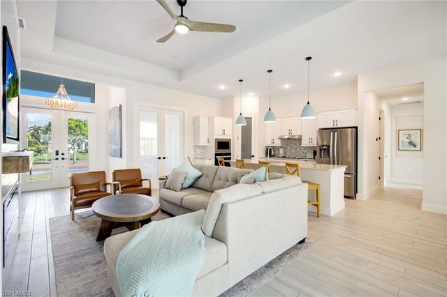 5244 Agualinda BLVD, Cape Coral, FL 33914