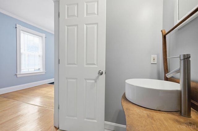 3262 Linwood Avenue, Cincinnati, OH 45226