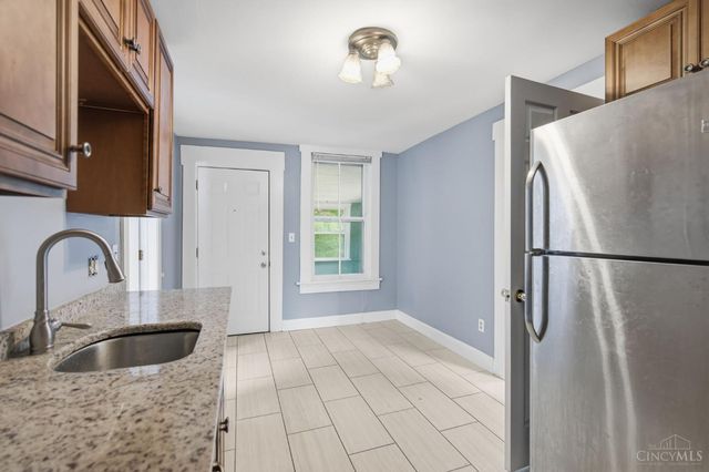 3262 Linwood Avenue, Cincinnati, OH 45226