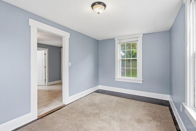 3262 Linwood Avenue, Cincinnati, OH 45226