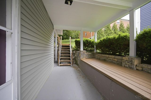 3262 Linwood Avenue, Cincinnati, OH 45226