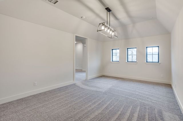 140 Mckinley Drive, Burleson, TX 76028