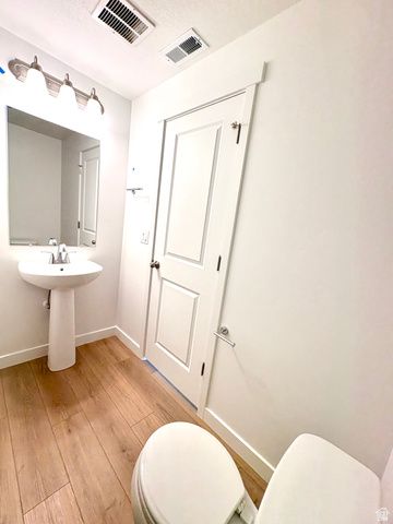 6893 W SOUTH JORDAN PKWY, South Jordan, UT 84009