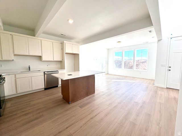 6893 W SOUTH JORDAN PKWY, South Jordan, UT 84009