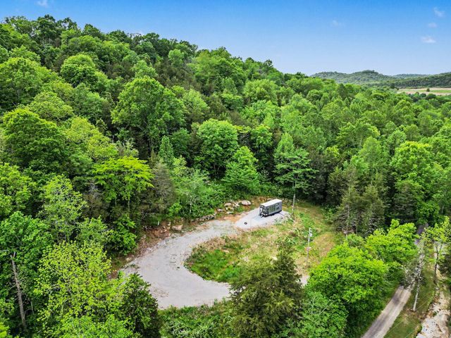 19167 Happy Hollow Rd, Buffalo Valley, TN 38548