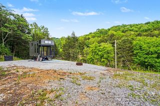 19167 Happy Hollow Rd, Buffalo Valley, TN 38548