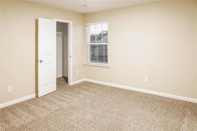 2985 Cleburne Terrace, Hampton, GA 30228