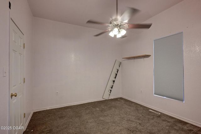 2118 S Wall Avenue, Joplin, MO 64804
