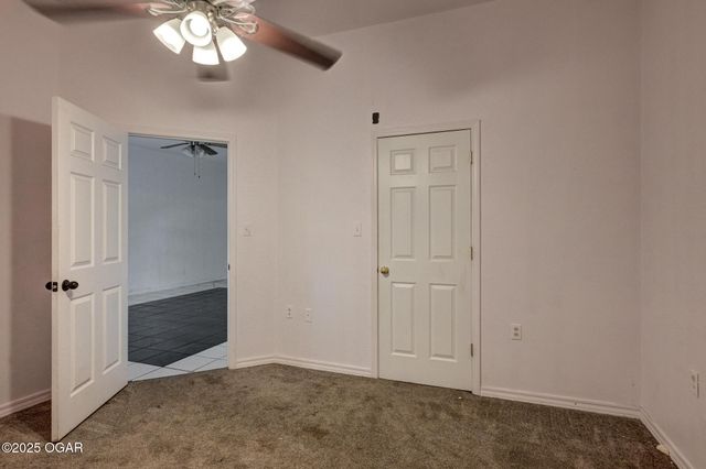 2118 S Wall Avenue, Joplin, MO 64804