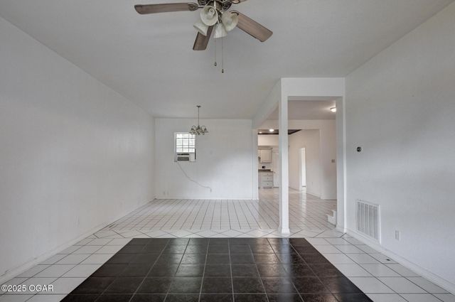 2118 S Wall Avenue, Joplin, MO 64804