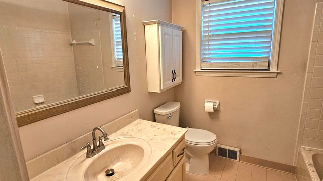 1411 POPLAR RIDGE DR, Memphis, TN 38120