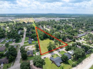 000 Rebel Road, Houston, TX 77016