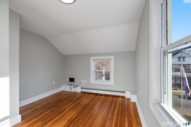 581 High Street, Middletown, CT 06457