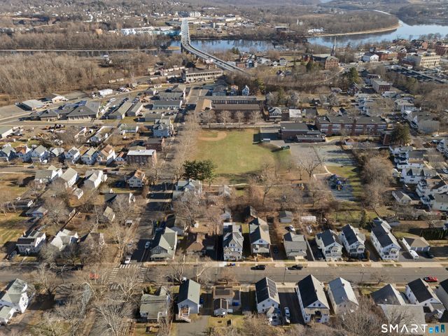 581 High Street, Middletown, CT 06457