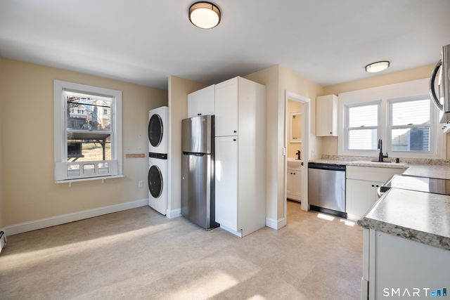 581 High Street, Middletown, CT 06457