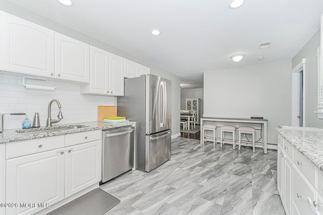 2 Pension Road, Manalapan, NJ 07726