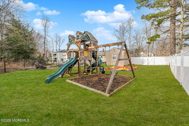 2 Pension Road, Manalapan, NJ 07726