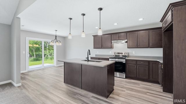 15585 Brimwillow Run, Huntertown, IN 46748
