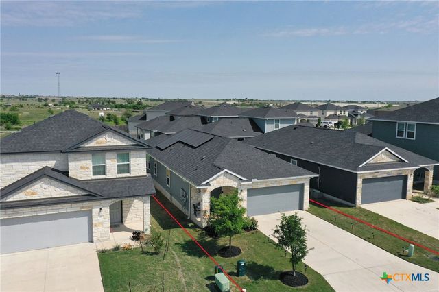 305 Stone Water Lane, Jarrell, TX 76537
