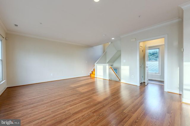 5610 BALTIMORE AVE, Hyattsville, MD 20781