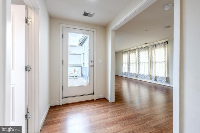 5610 BALTIMORE AVE, Hyattsville, MD 20781
