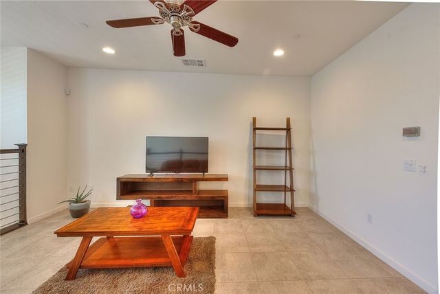 8872 Maple C, Montclair, CA 91763
