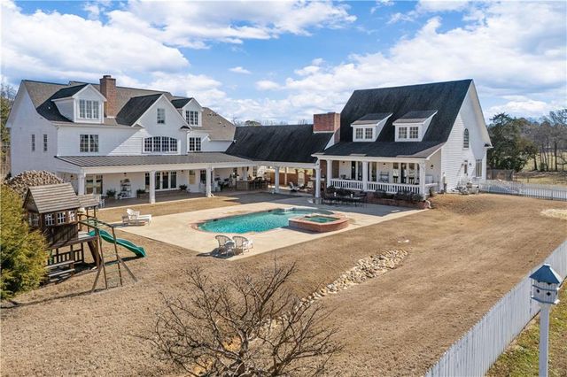 31 Duck Pond Road, Roopville, GA 30170