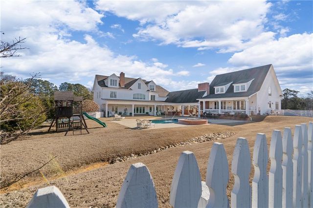 31 Duck Pond Road, Roopville, GA 30170