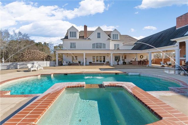 31 Duck Pond Road, Roopville, GA 30170