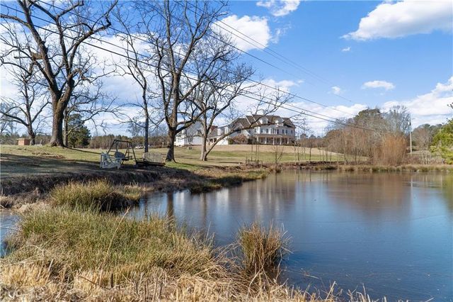 31 Duck Pond Road, Roopville, GA 30170