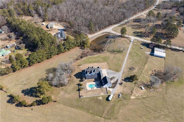 31 Duck Pond Road, Roopville, GA 30170