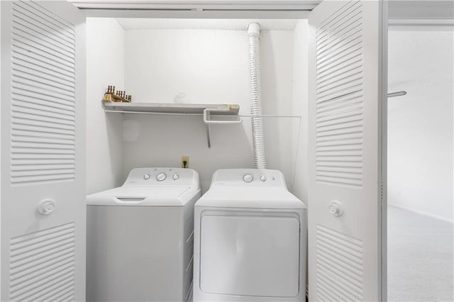 1000 COUNTRY Court, Lawrenceville, GA 30044