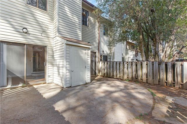 1000 COUNTRY Court, Lawrenceville, GA 30044