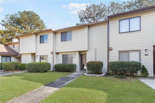 1000 COUNTRY Court, Lawrenceville, GA 30044