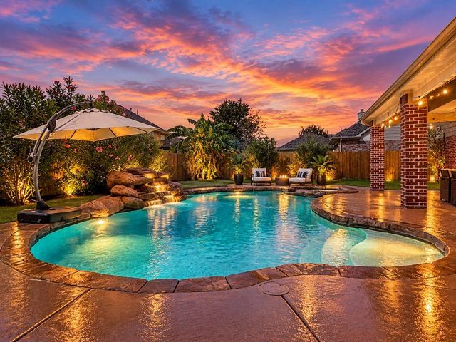 2602 Falcon Knoll Lane, Katy, TX 77494