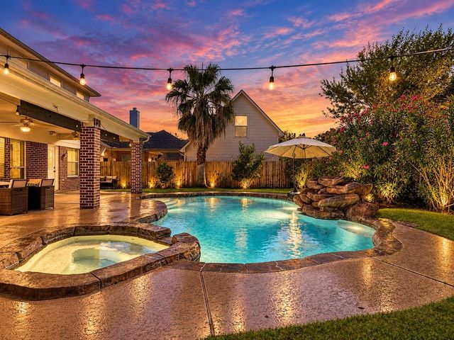 2602 Falcon Knoll Lane, Katy, TX 77494