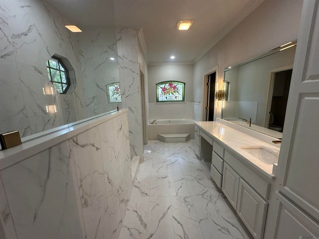 17202 Sweet Olive Dr, Saint George, LA 70817