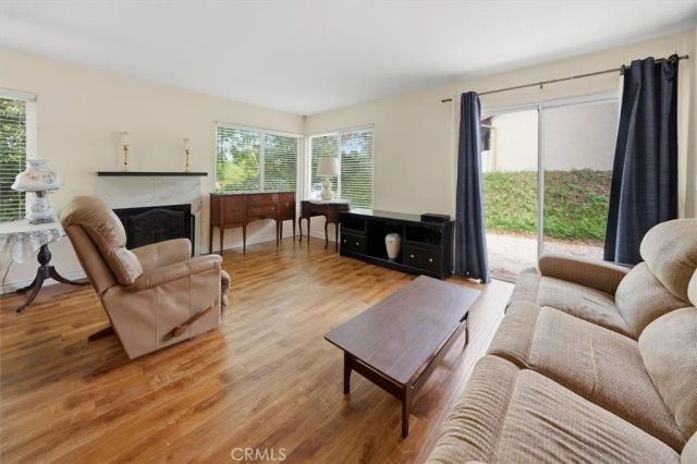 20008 Avenue Of The Oaks, Newhall, CA 91321