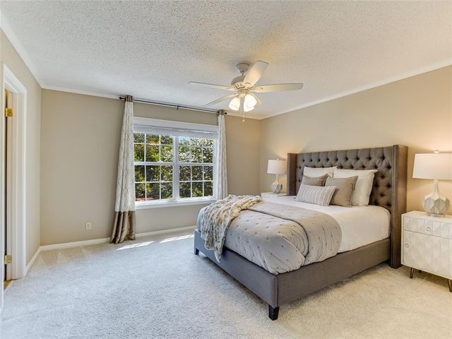 6105 Bullard DR 2, Austin, TX 78757