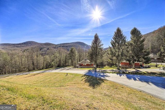 30 Spy Glass Circle Unit J Circle, Dillard, GA 30537