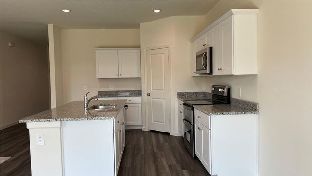 702 Camden Drive, Lavon, TX 75166