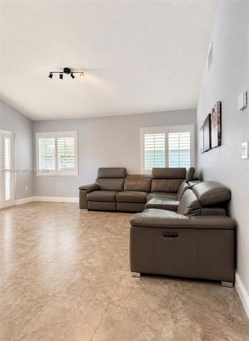 12224 NW 30th Mnr, Sunrise, FL 33323