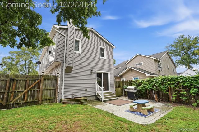 4908 Lakeview Avenue, West Bloomfield Charter Township, MI 48324