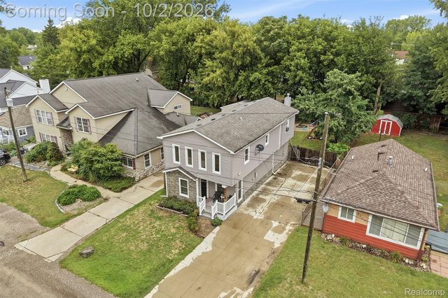 4908 Lakeview Avenue, West Bloomfield Charter Township, MI 48324