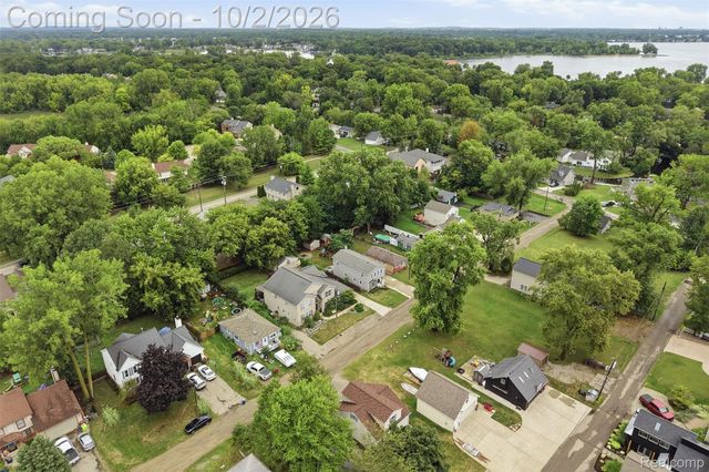 4908 Lakeview Avenue, West Bloomfield Charter Township, MI 48324