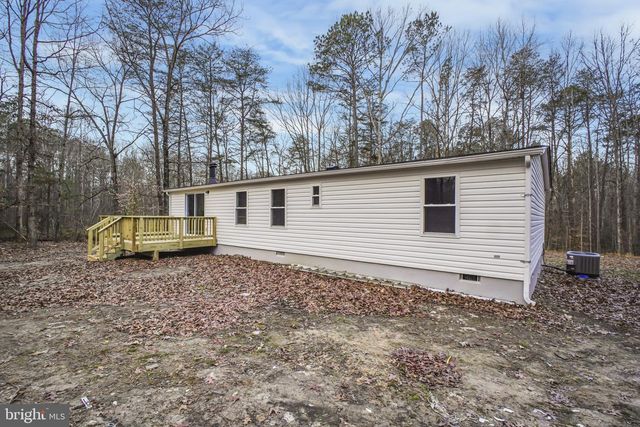 5003 HOLLY DR, Partlow, VA 22534