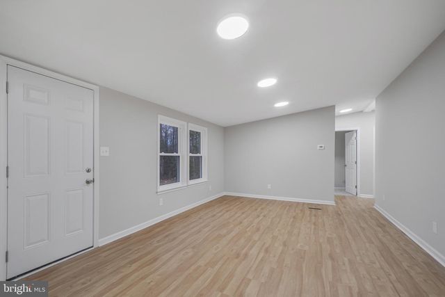 5003 HOLLY DR, Partlow, VA 22534