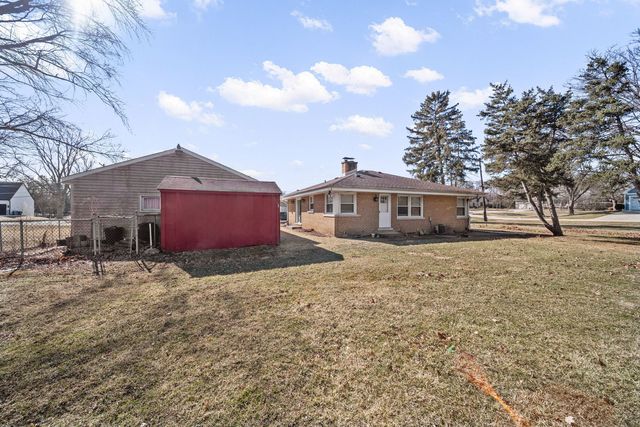 22W144 Marston Avenue, Glen Ellyn, IL 60137