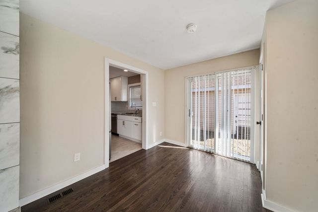 22W144 Marston Avenue, Glen Ellyn, IL 60137