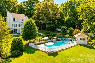 127 Vista Drive, Davidson, NC 28036